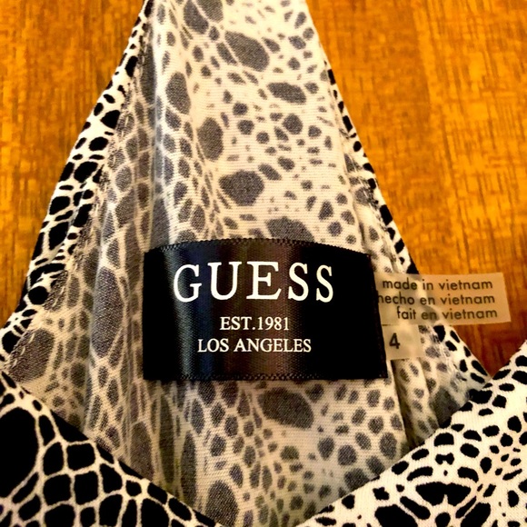 GUESS maxi dress size 4 - Picture 4 of 4